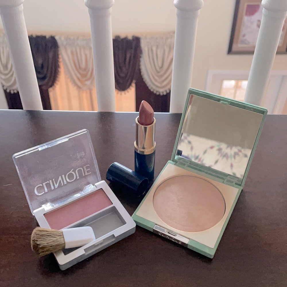 Pink blush, dark red lipstick, full face powder
